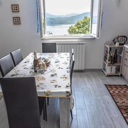 Michael Nicolo Apartment Oggebbio